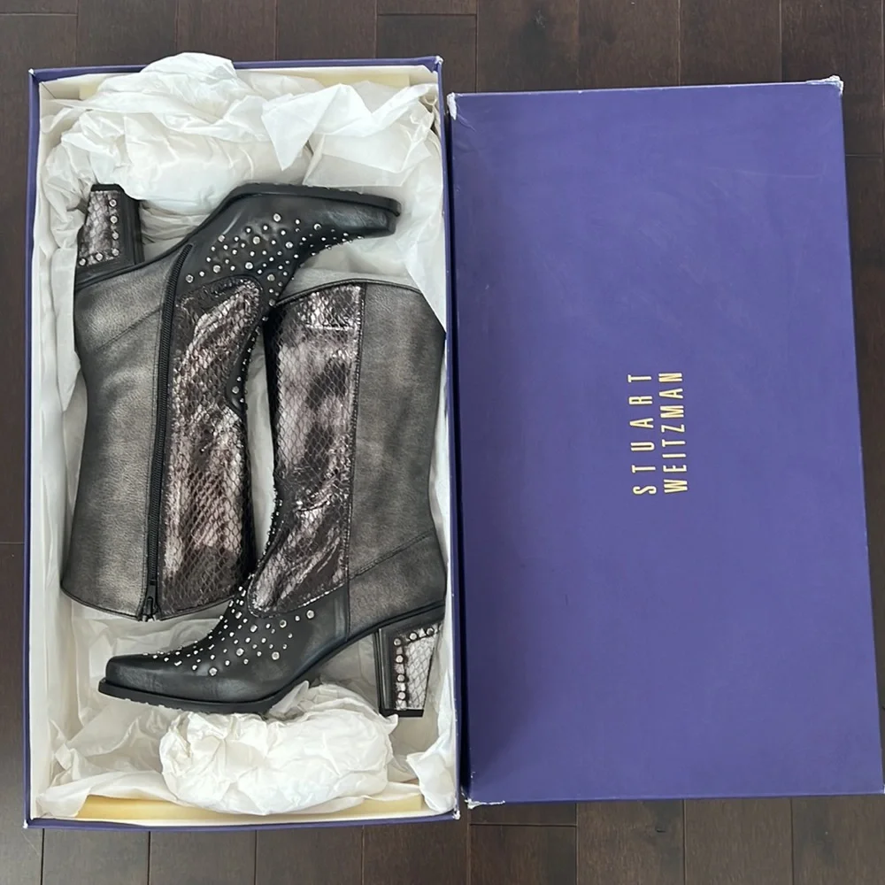 NIB Stuart Weitzman “Hillbilly” pewter metallic croc Leather studded Cowboy Boot - Picture 6 of 16